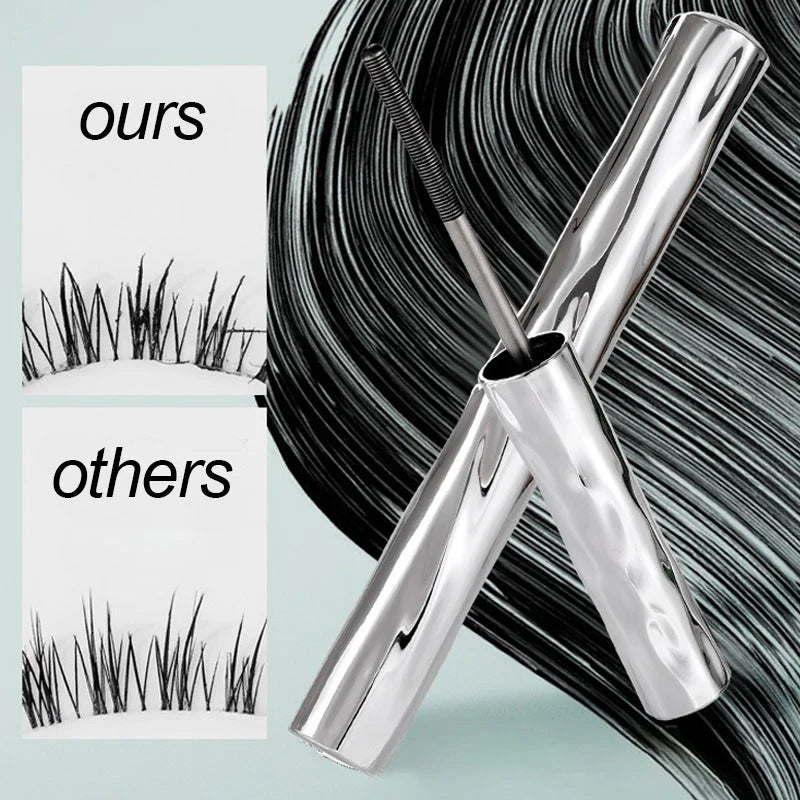 Long-Lasting Curl and Definition Mascara